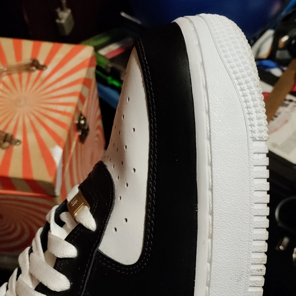 Nike Air Force 1 - Picture 6 of 6